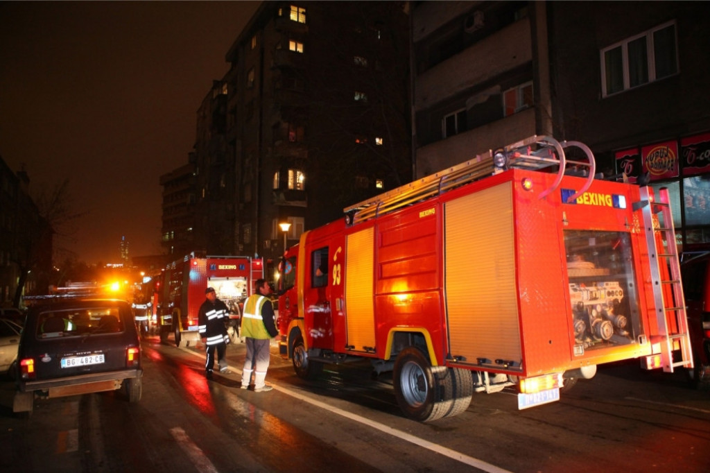 Vatrogasci požar vatra