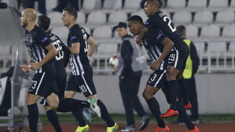 Slavlje posle Tavambinog gola