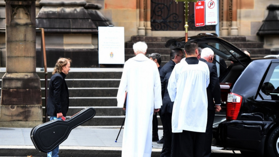 Sahrana Malkolma Janga