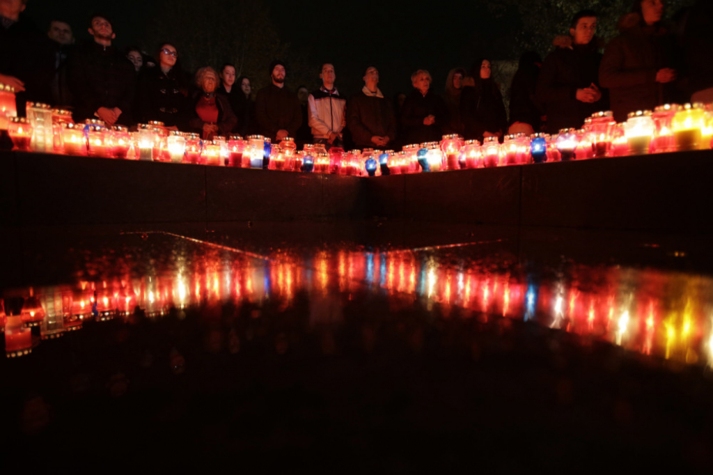 Sveće za osuđene lidere Herceg-Bosne u Mostaru