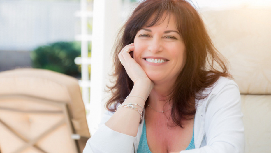 Žena sreća srećna radost osmeh