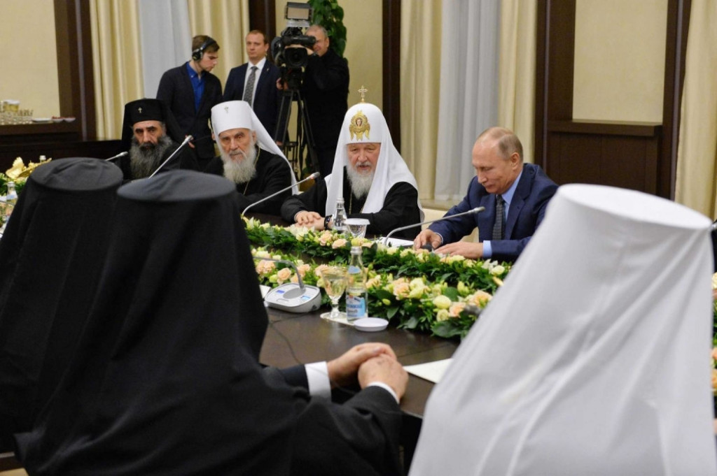 Patrijarh Irinej, ruski patrijarh i Putin