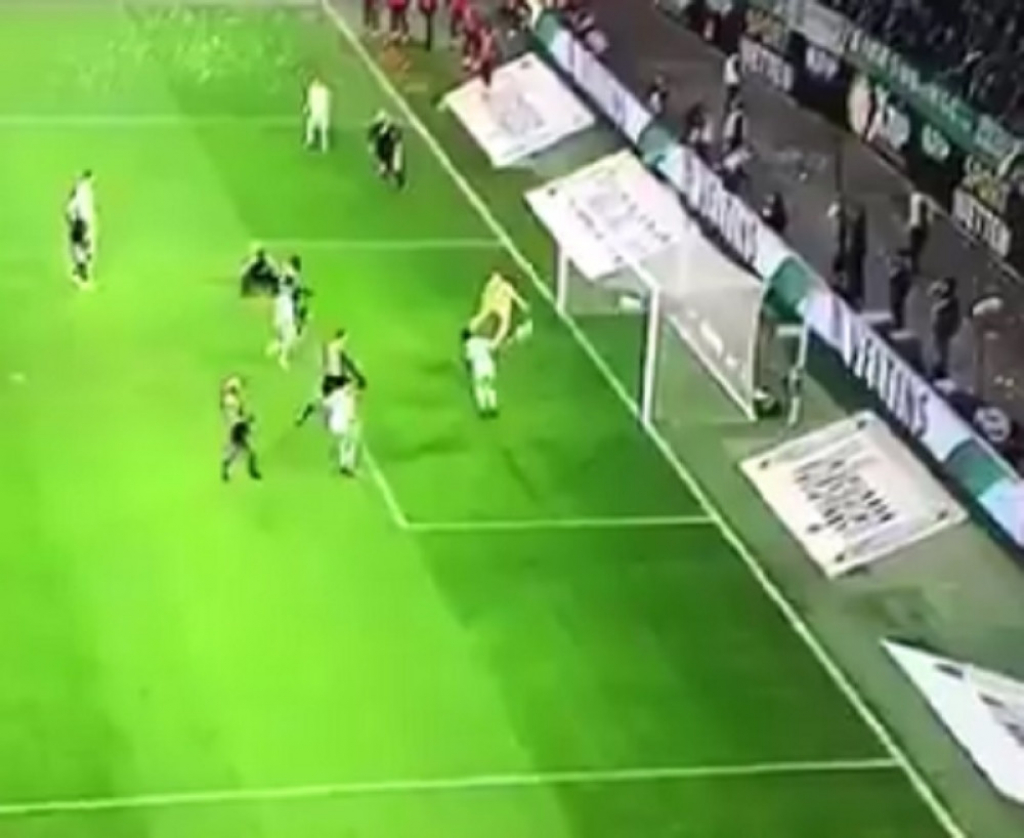 Origi promašio prazan gol sa dva metra