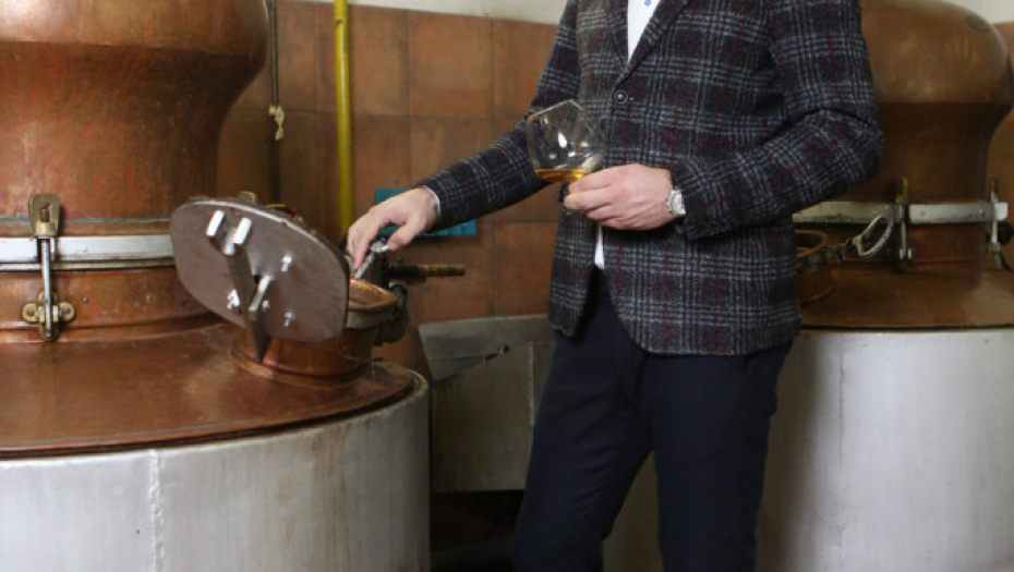 Mladen Krstajić, rakija