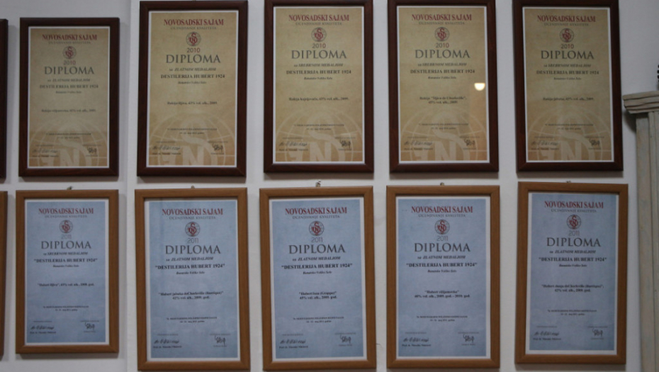 Mladen Krstajić, rakija