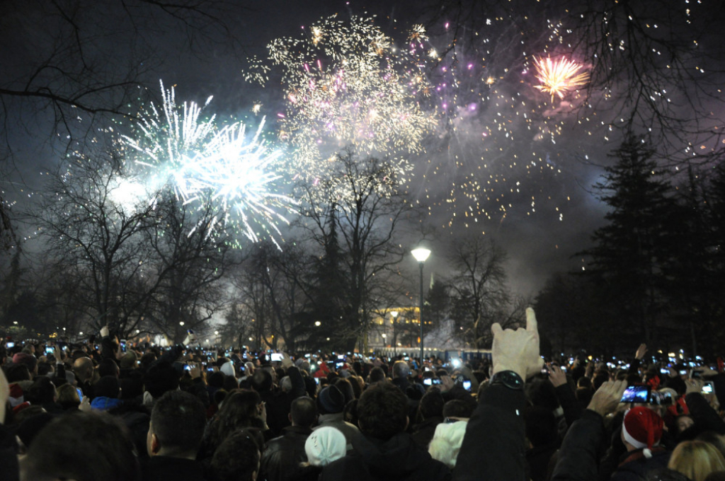 Doček ispred Skup&scaron;tine