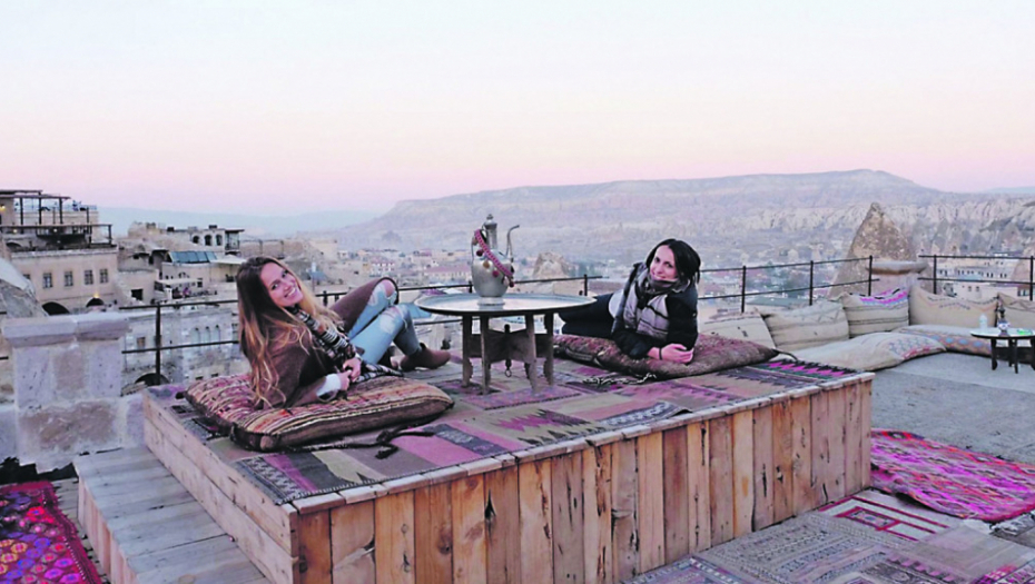 milena sa drugaricom