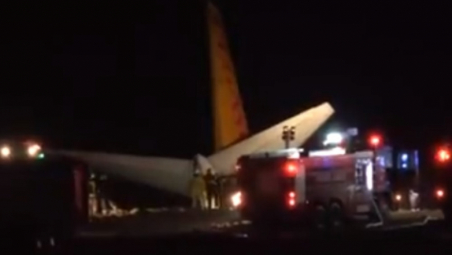 Avion sleteo sa piste