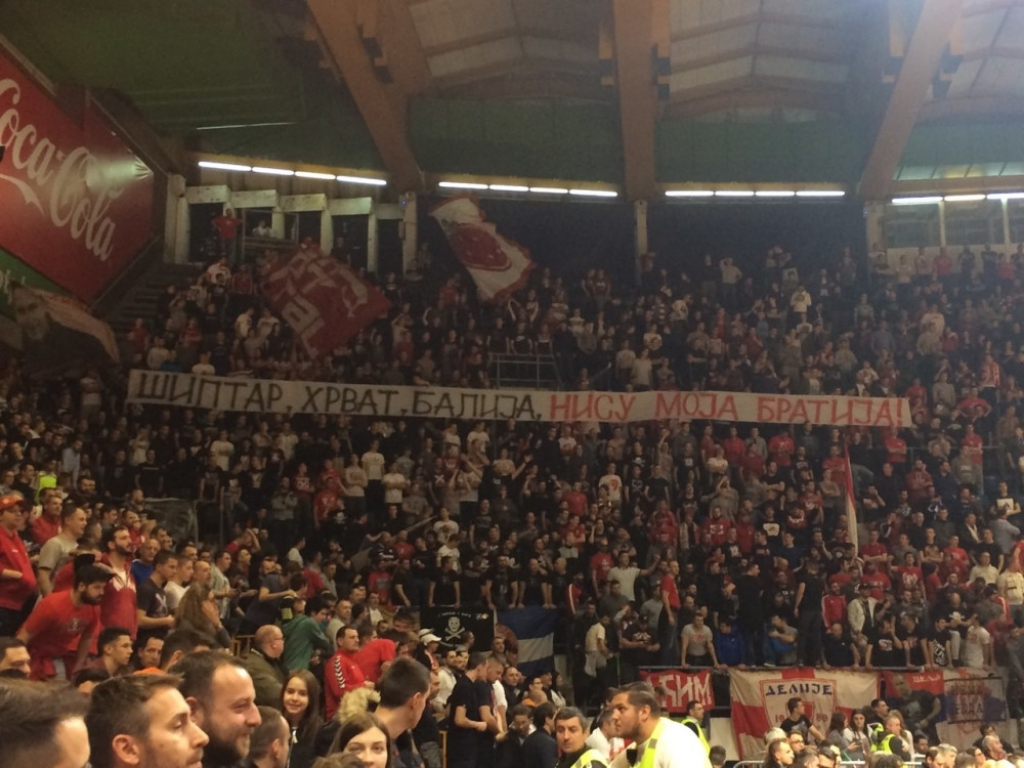 Delije izvređale Omića