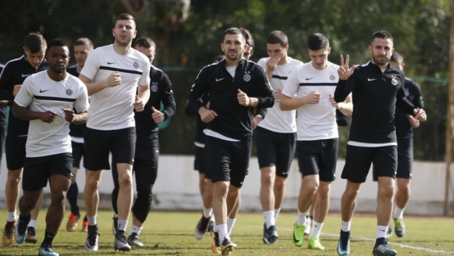 Fudbaleri Partizana na treningu na Kipru