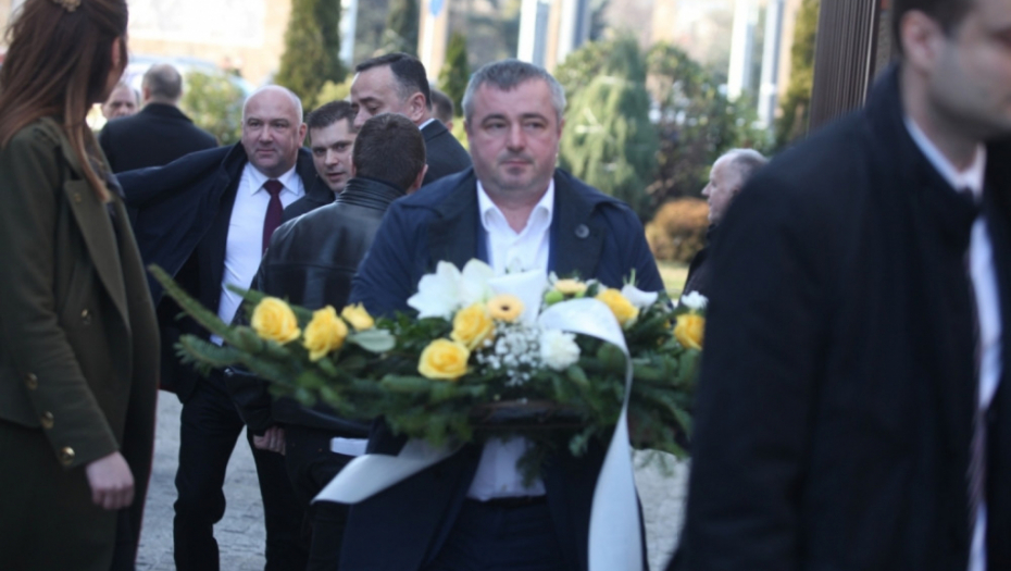 Sahrana oca Ivice Dačića