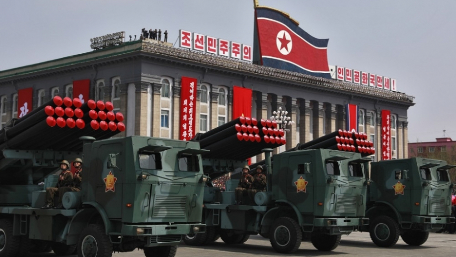 Severna Koreja vojna parada
