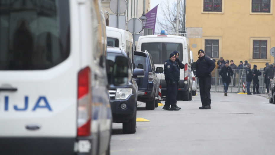 Policija okupirala Zagreb