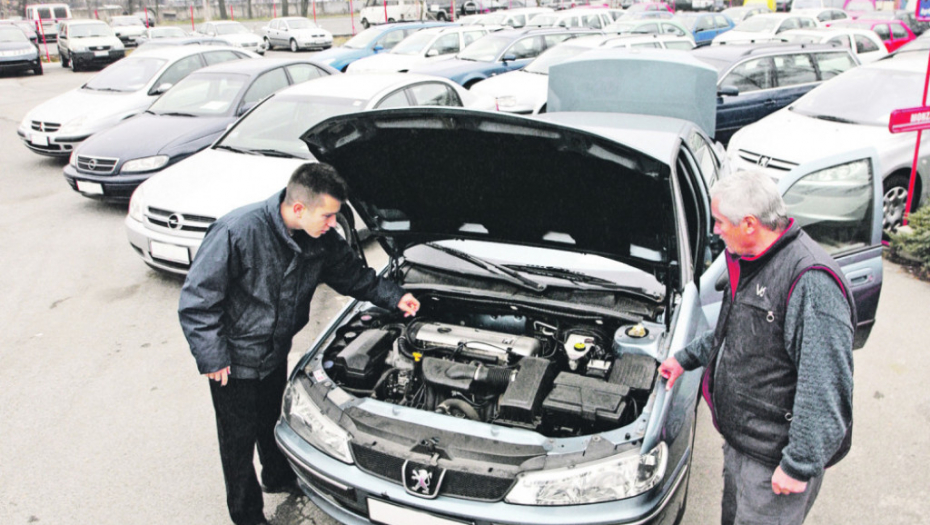 automobil automobili polovni vozila kupovina prodaja pijaca