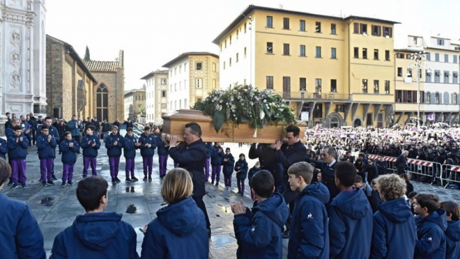 Sahrana Davidea Astorija