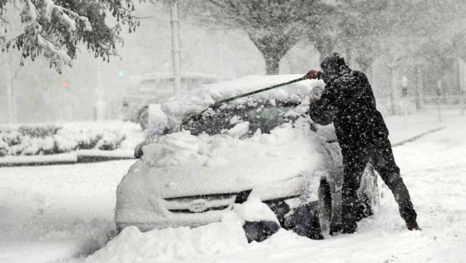 Sneg, nevreme, padavine, čišćenje snega, vejavica