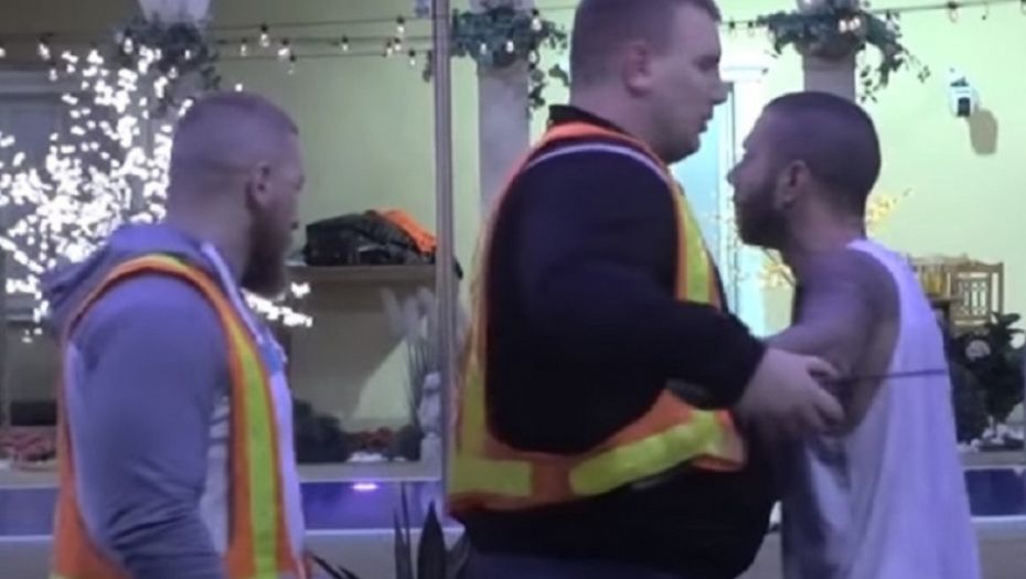 Obezbeđenje smiruje Filipa