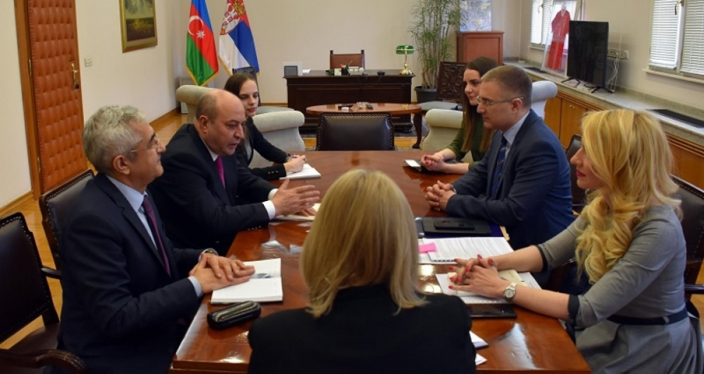 Ministar policije sa ambasadorom Azerbejdžana