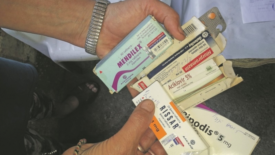 Zlostavljani dečak na lekovima