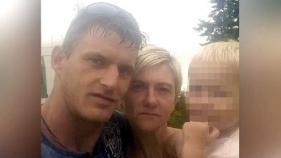 Ivan Radovanović sa Jelenom i njihovim detetom