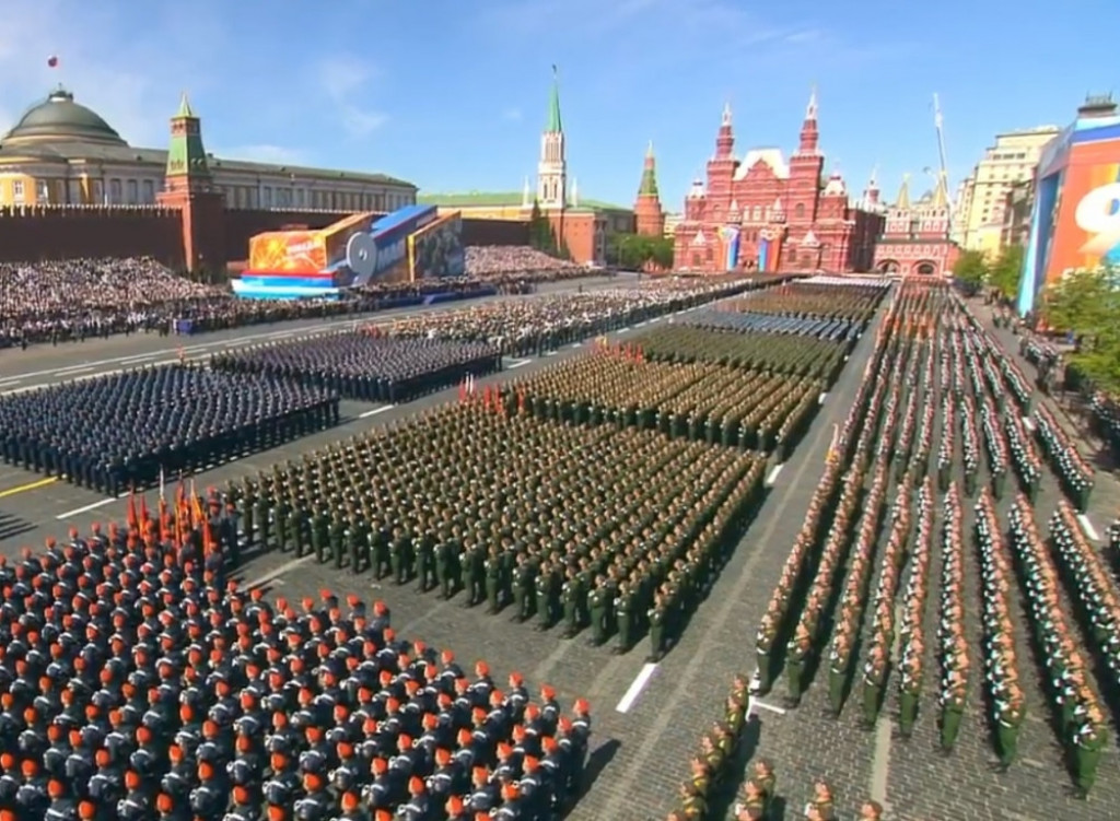 Na Crvenom trgu 13.000 vojnika