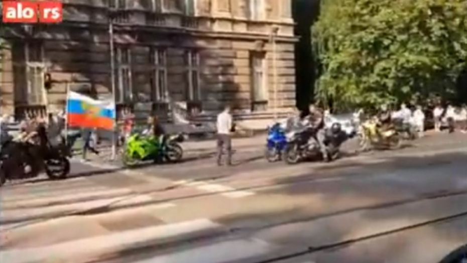 Besmrtni puk na ulicama Beograda