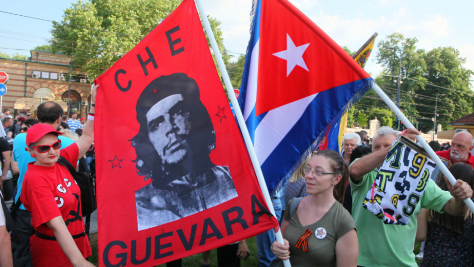 Besmrtni puk na ulicama Beograda