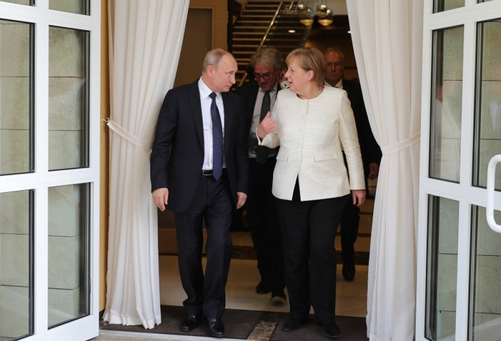 Vladimir Putin i Angela Merkel