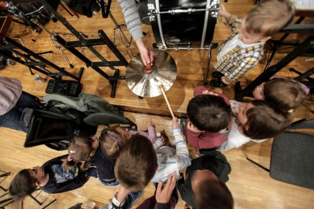 Deca u Beogradskoj fiharmoniji na otvorenoj probi