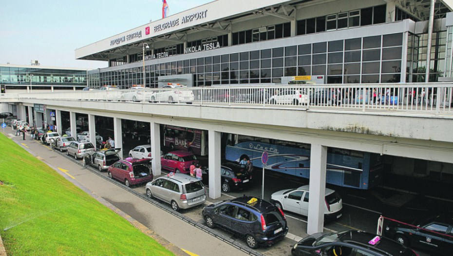 Aerodrom "Nikola Tesla"