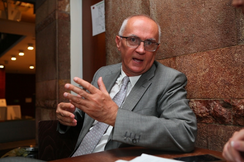 Rodoljub &Scaron;abić