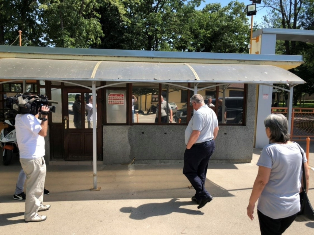 Šešelj krenuo kod Jovanovića