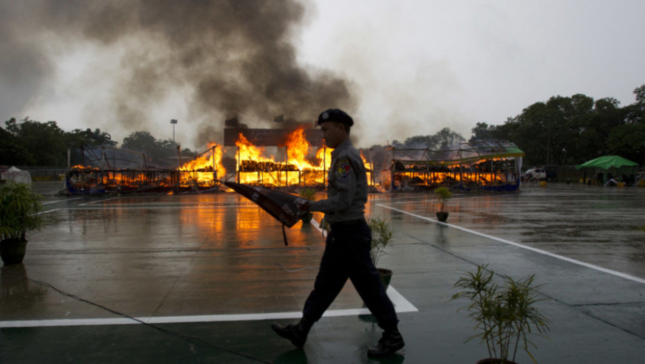 Droga spaljivanje Mjanmar
