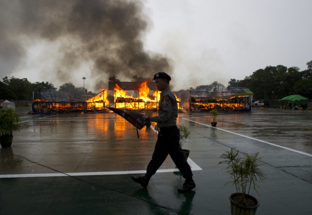 Droga spaljivanje Mjanmar