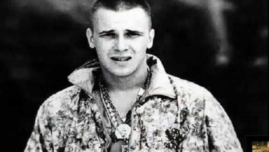 Aleksandar Knežević Knele