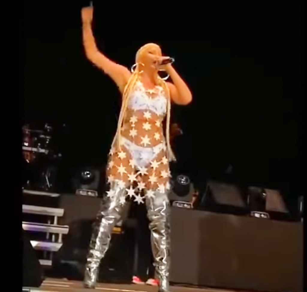 Jelena Karleu&scaron;a na koncertu Marije &Scaron;erifović