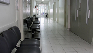 Dom zdravlja, lekar, doktor, čekaonica