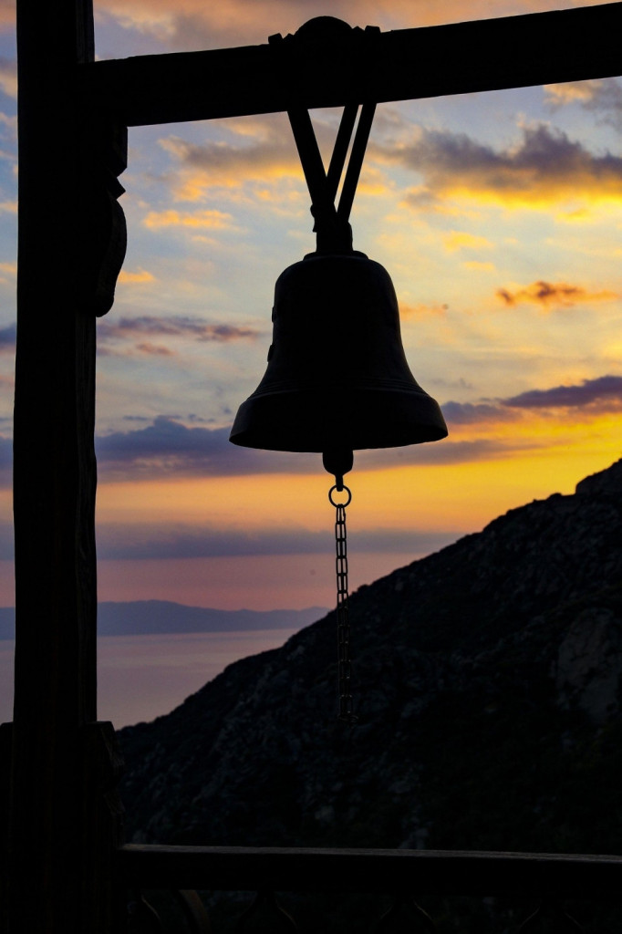 crkva, zvono, molitva, manastir