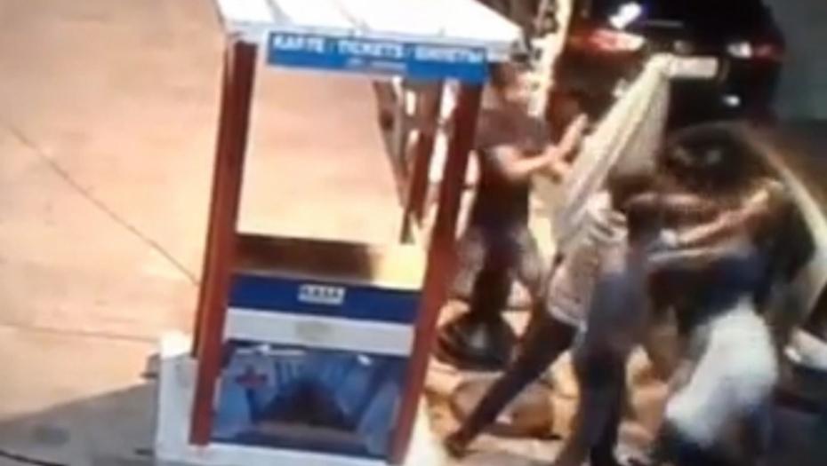 Tuča stranaca u Budvi