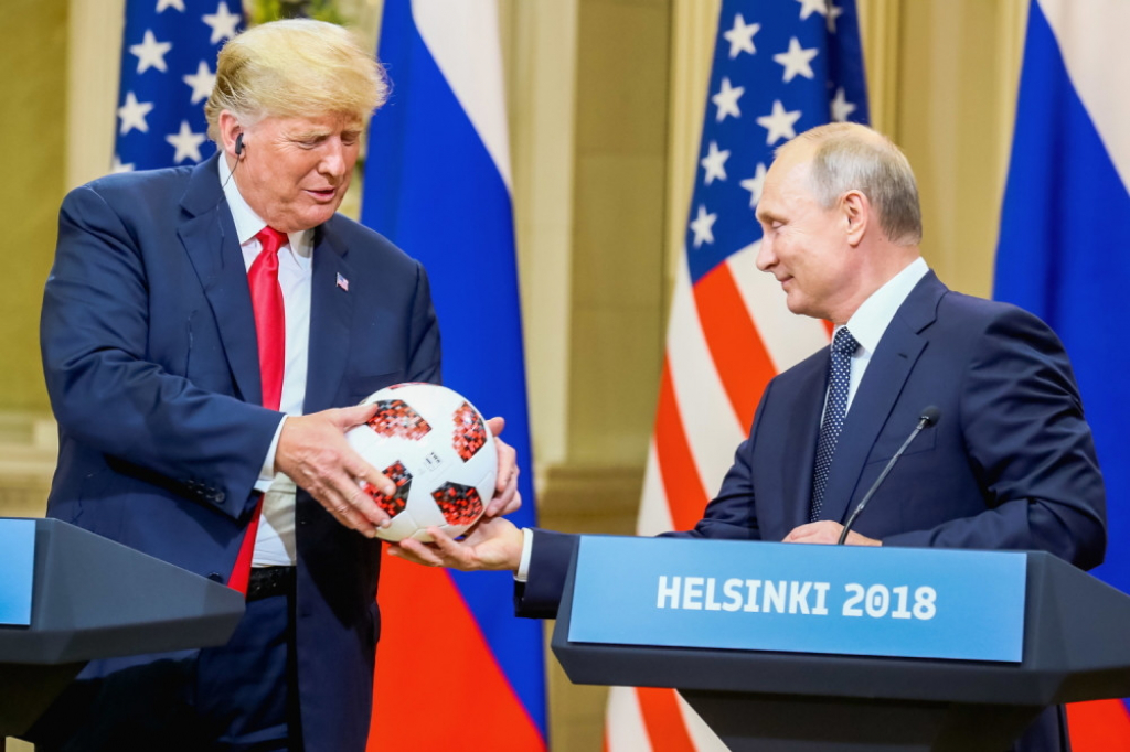 Tramp od Putina dobio loptu sa SP
