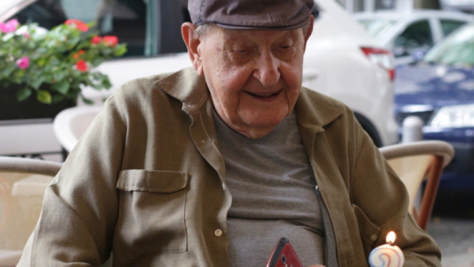 Vlasta Velisavljević