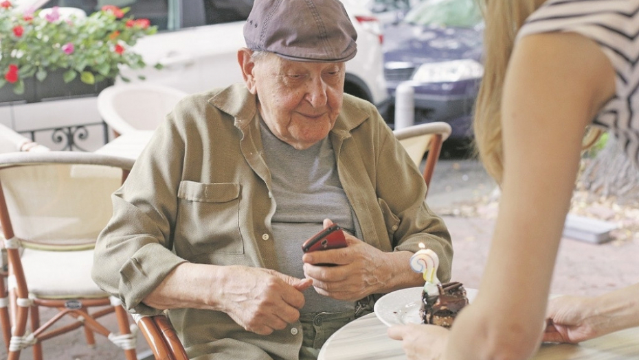 Vlasta Velisavljević