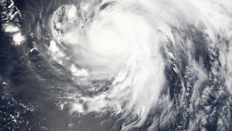 Tajfun Šanšan snimljen iz svemira