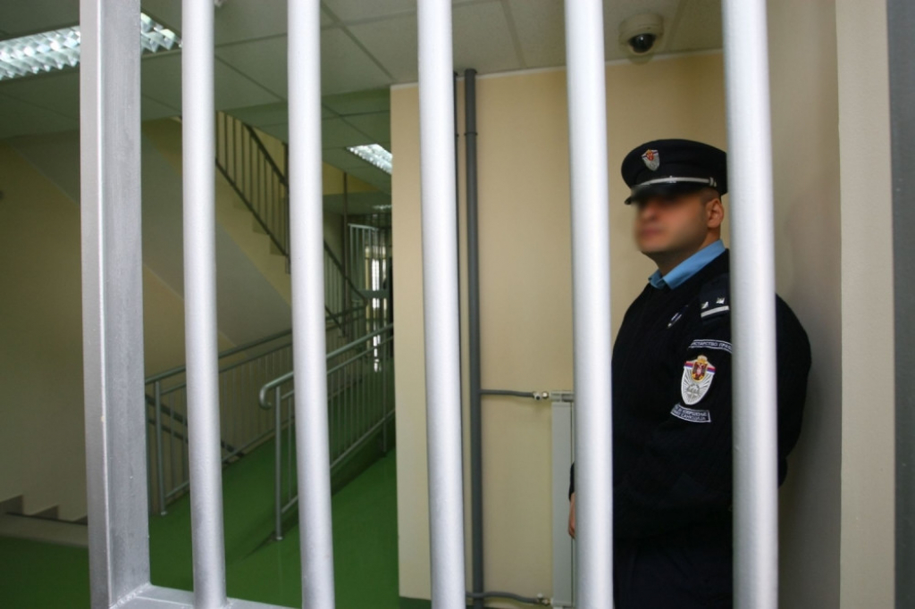Zabela zatvor policija