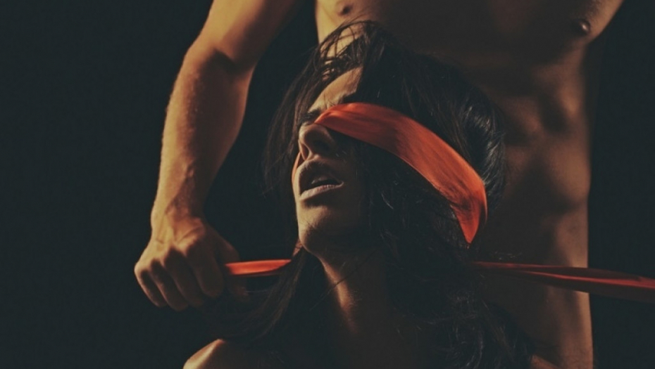 Seks, strast, ljubav, domino,