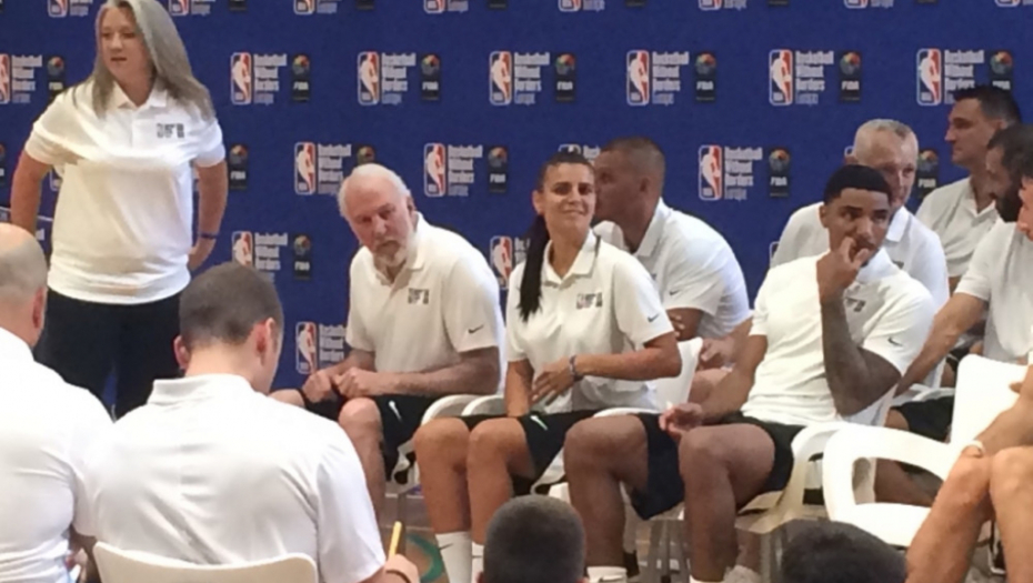 Košarkaški trener Greg Popovič