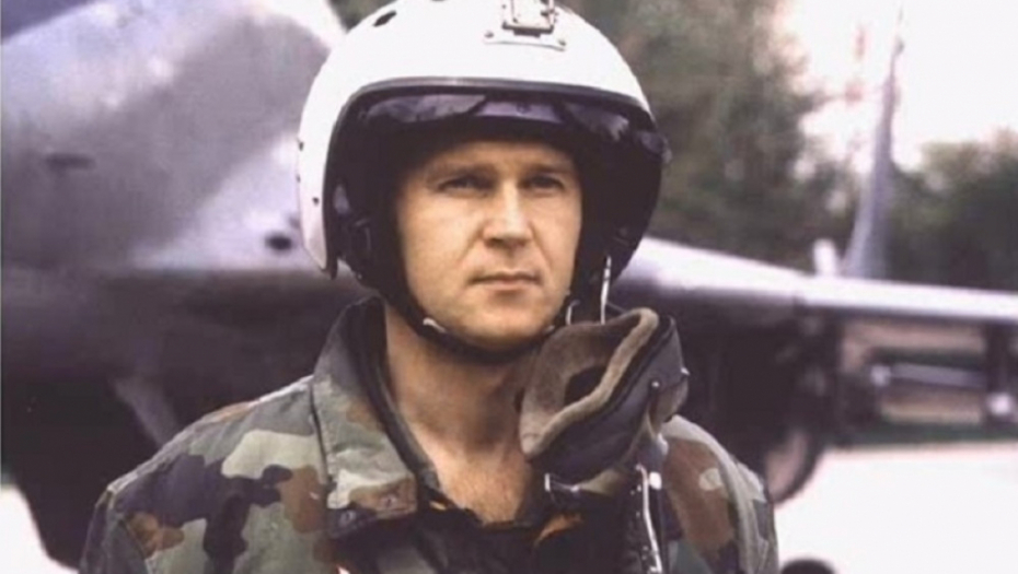 Heroj: Pilot Zoran Radosavljević