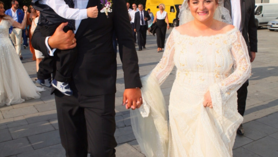 Karićeva svadba, Dana Karić