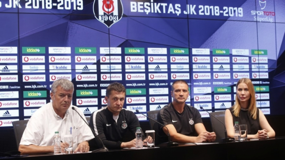 Zoran Mirković i Saša Ilić na pres konferenciji u Istanbulu