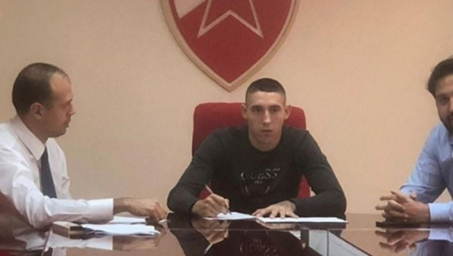 Erik Jirka potpisuje za Crvenu zvezdu
